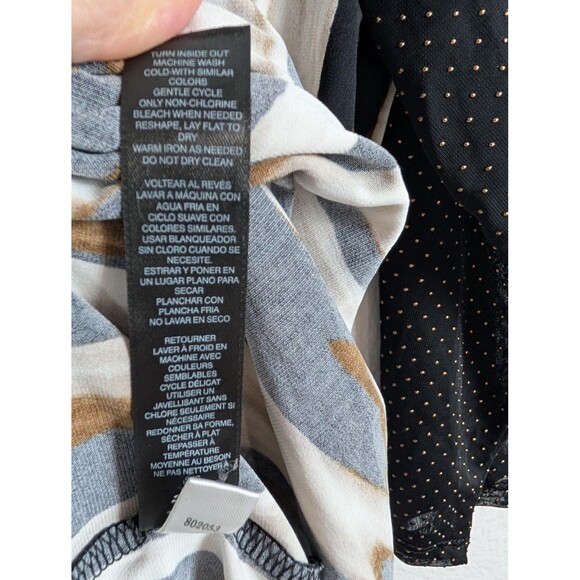 Chicos Travelers Collection Animal Print Top Mesh Sleeve Blouse M - Picture 7 of 9